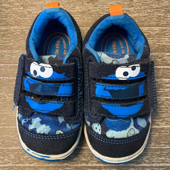 stride rite cookie monster shoes